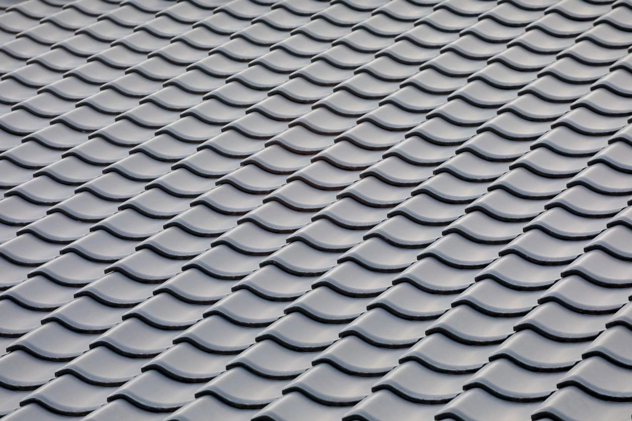 Roof tiles construction
